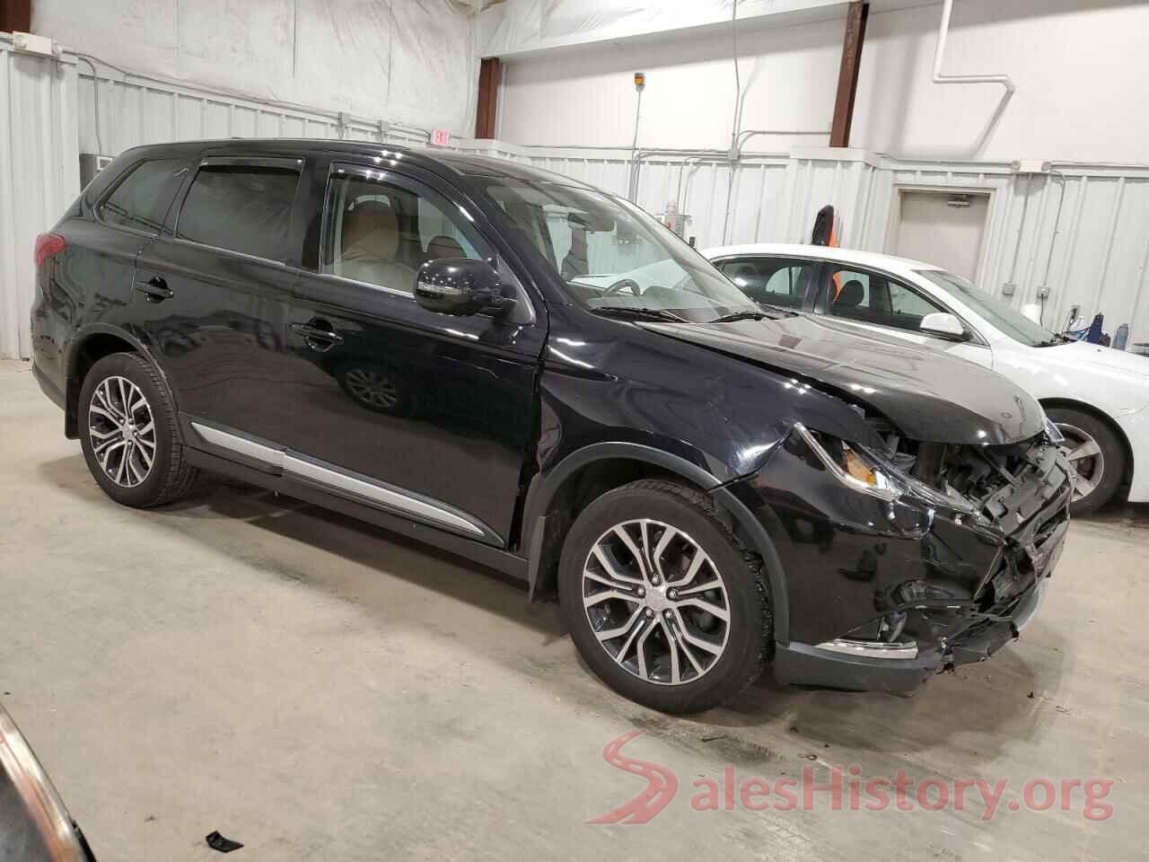 JA4AD3A33JZ016106 2018 MITSUBISHI OUTLANDER