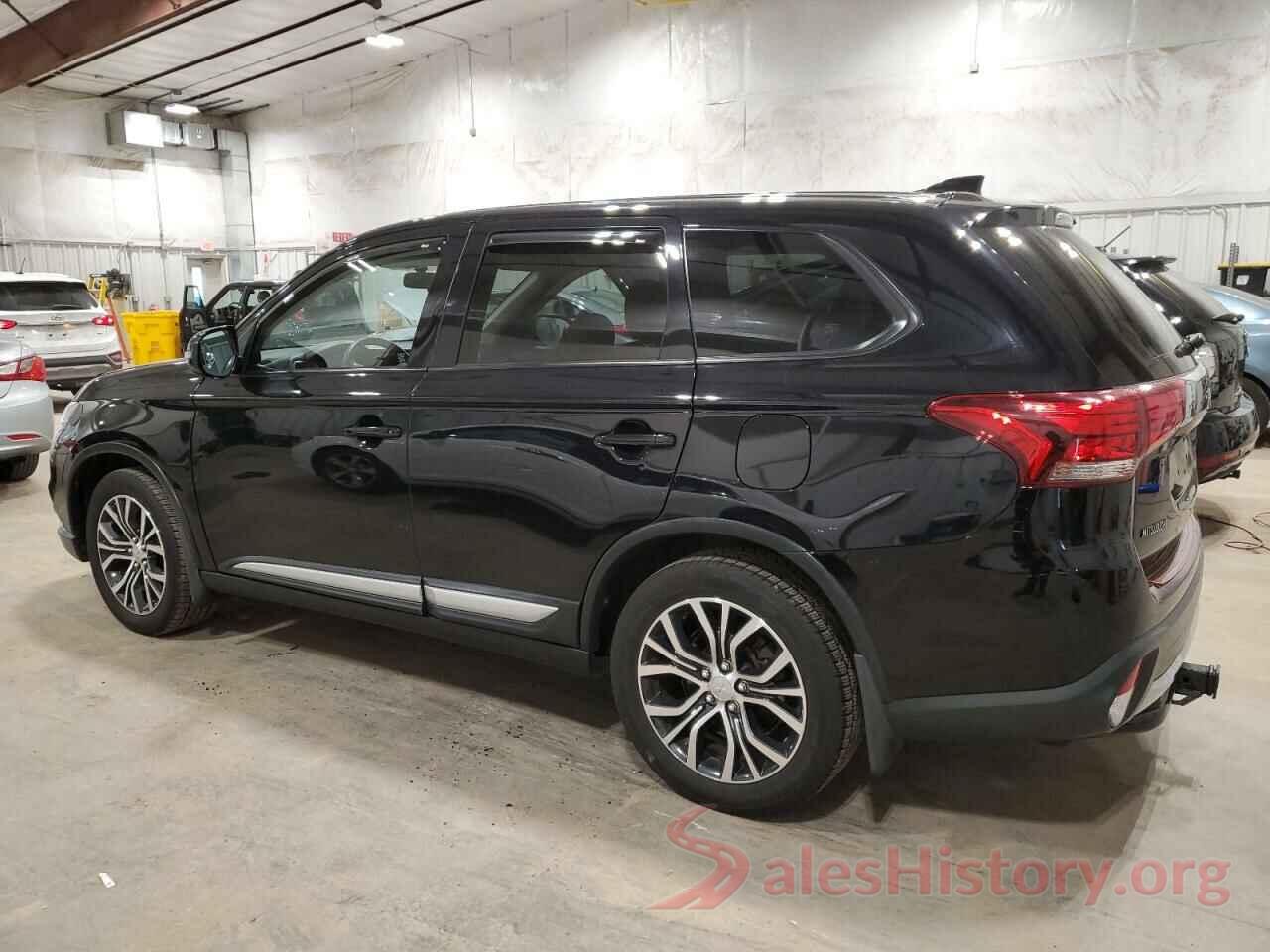 JA4AD3A33JZ016106 2018 MITSUBISHI OUTLANDER