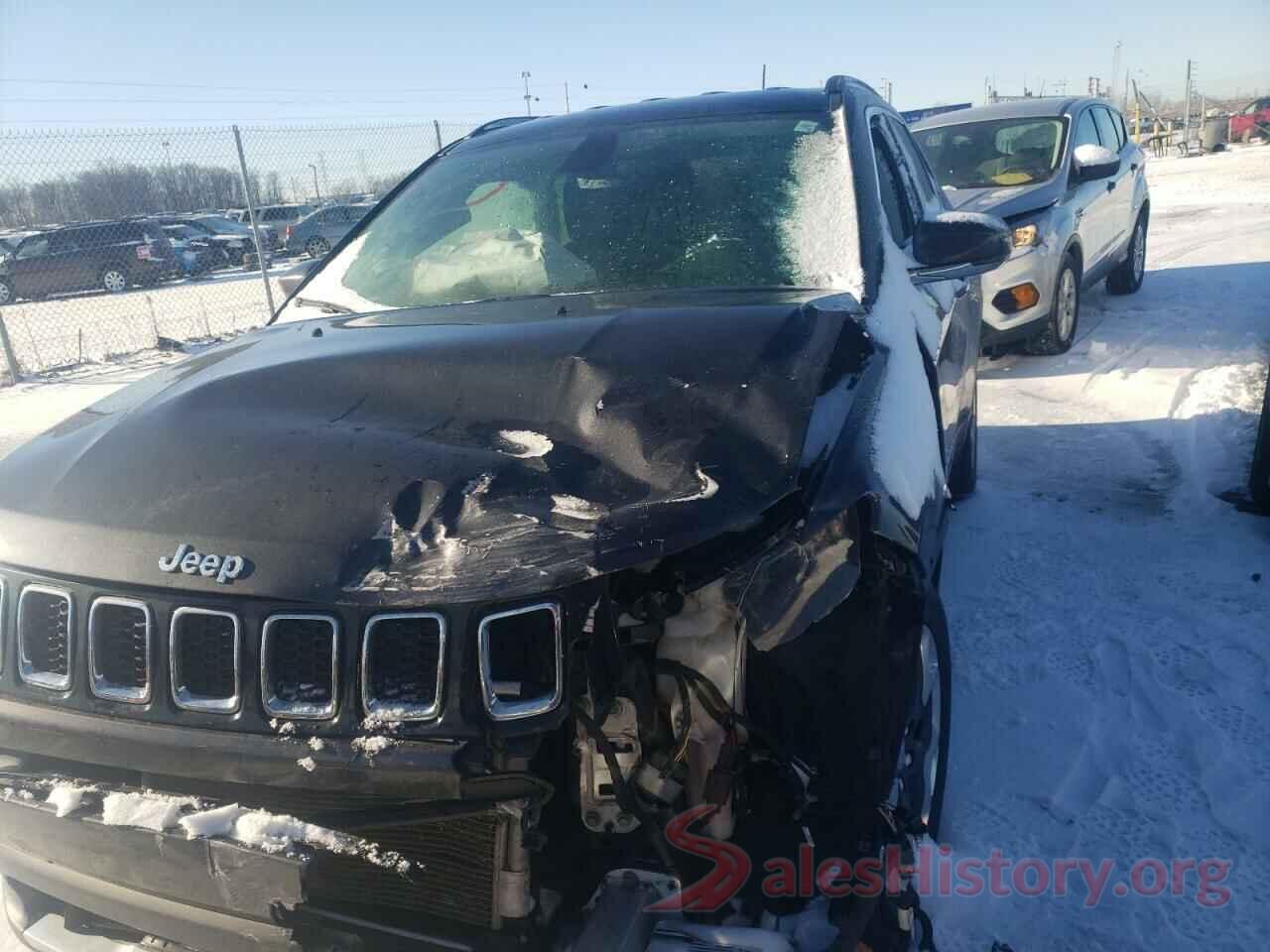 3C4NJDCB3KT740994 2019 JEEP COMPASS