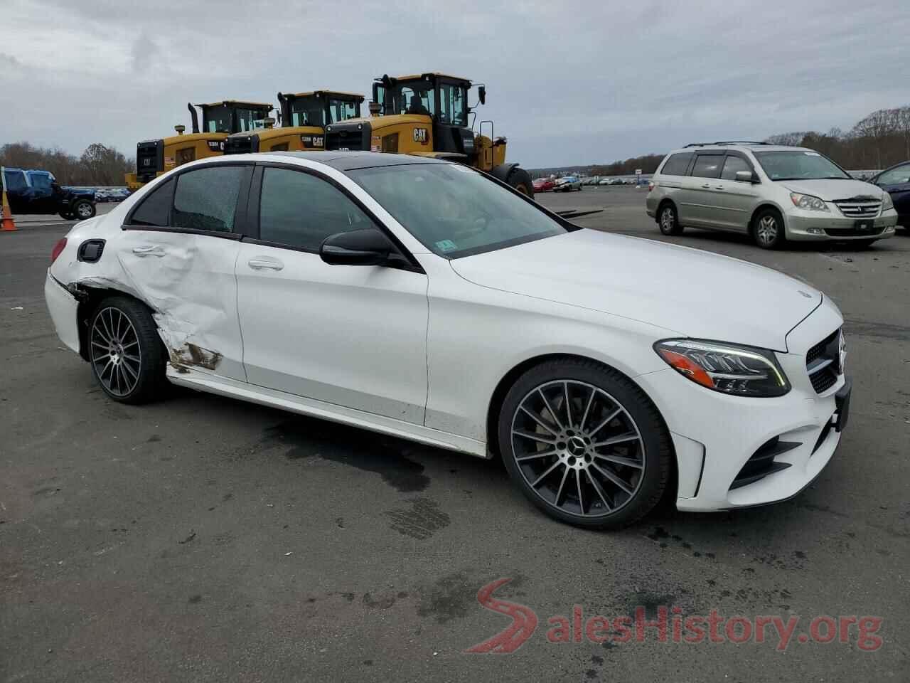 WDDWF8EB2KR513191 2019 MERCEDES-BENZ C-CLASS