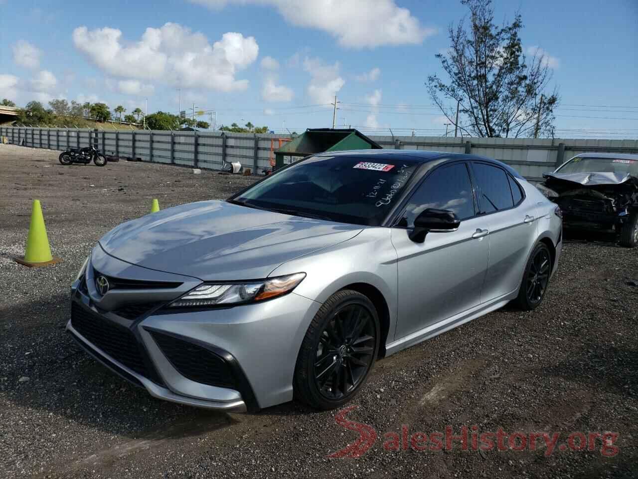 4T1K61AK8MU465715 2021 TOYOTA CAMRY