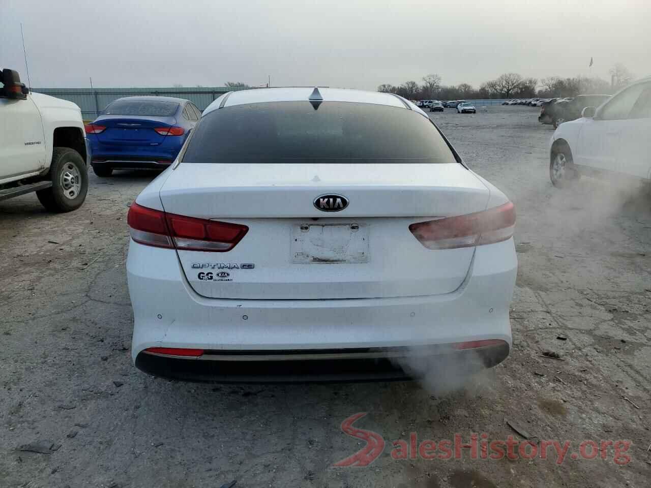 KNAGT4L31J5205878 2018 KIA OPTIMA