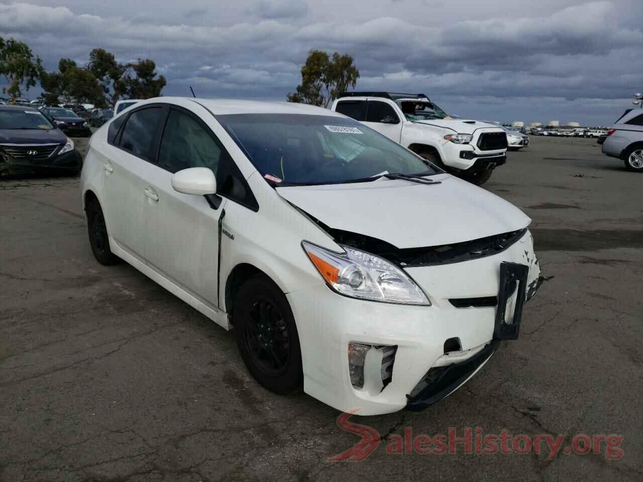 JTDKN3DU7F1987563 2015 TOYOTA PRIUS