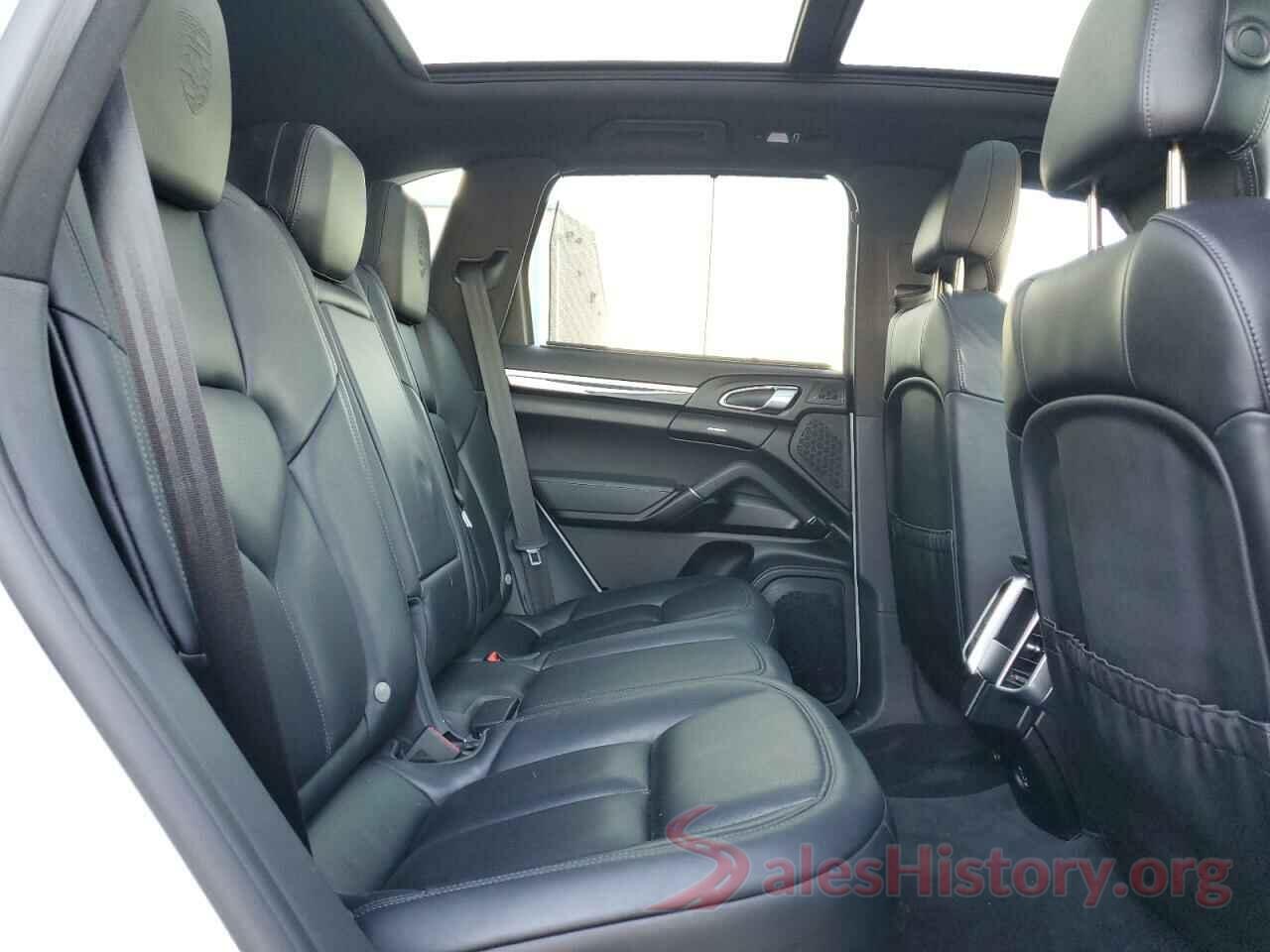 WP1AA2A27HKA88119 2017 PORSCHE CAYENNE