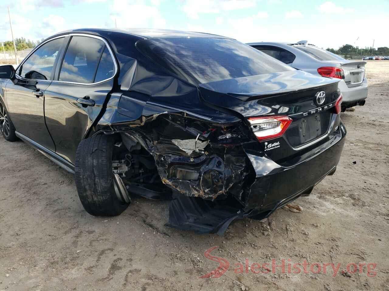 JTNB11HKXJ3002822 2018 TOYOTA CAMRY