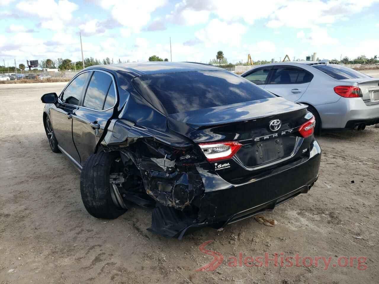 JTNB11HKXJ3002822 2018 TOYOTA CAMRY