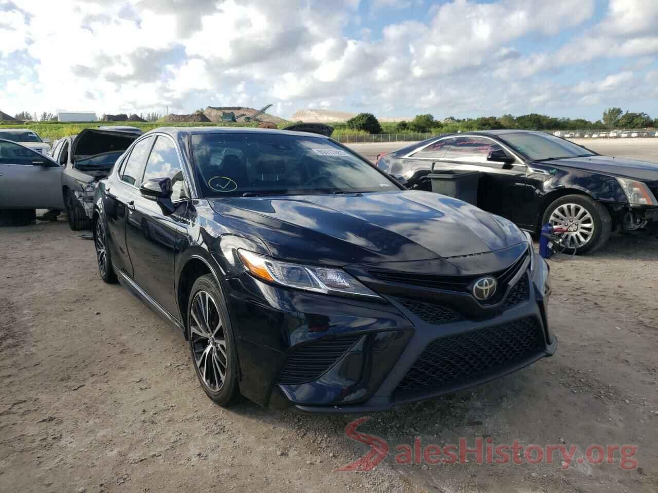 JTNB11HKXJ3002822 2018 TOYOTA CAMRY