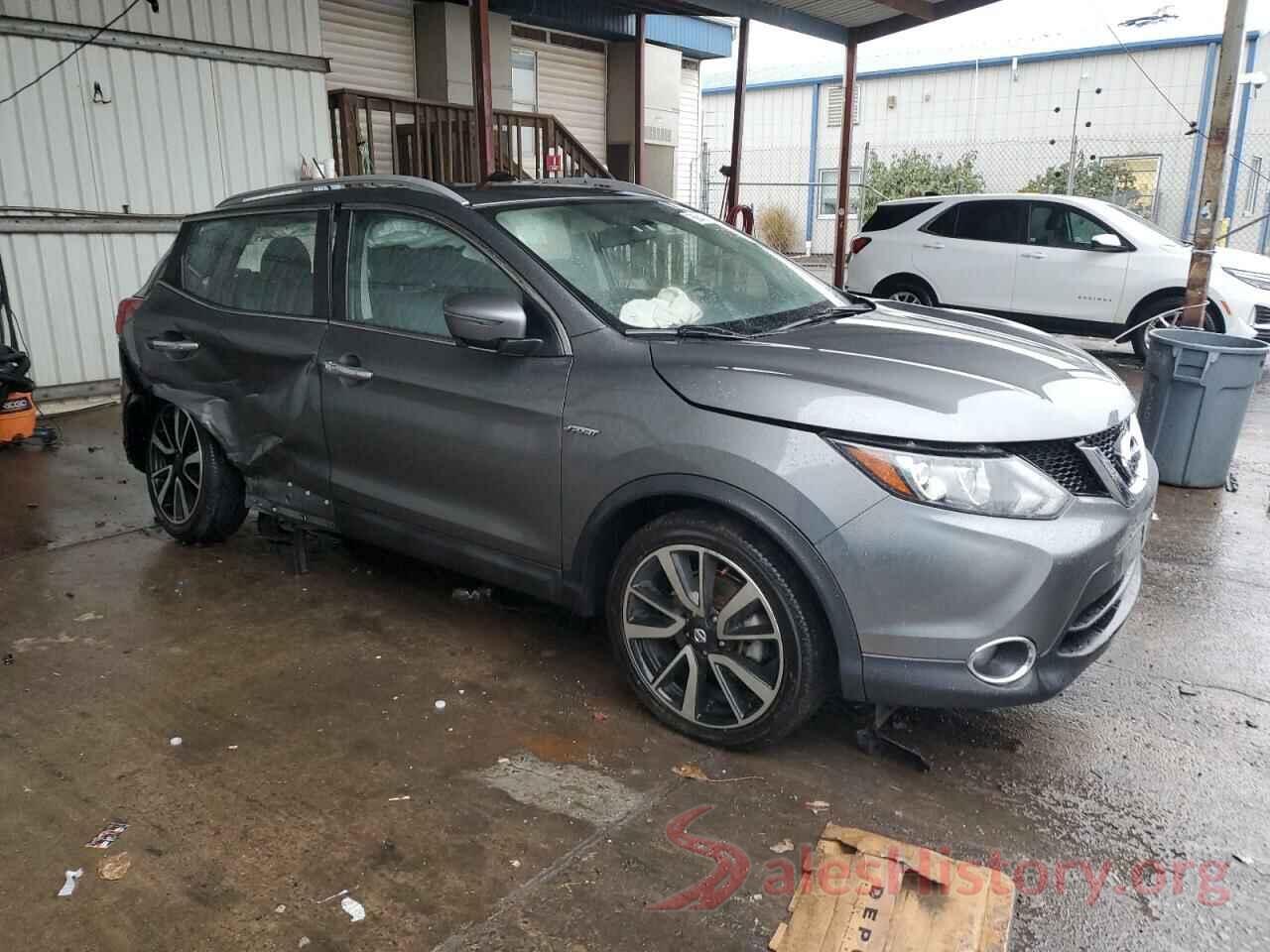 JN1BJ1CR2HW129018 2017 NISSAN ROGUE