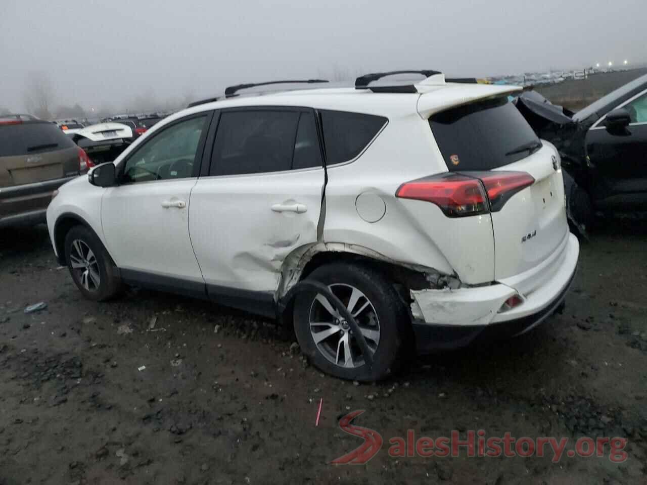 JTMRFREV7HJ708802 2017 TOYOTA RAV4