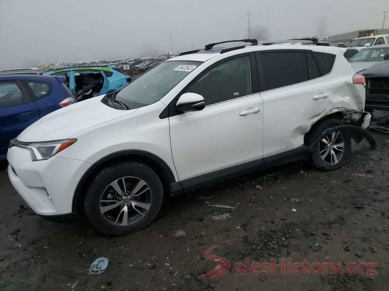 JTMRFREV7HJ708802 2017 TOYOTA RAV4