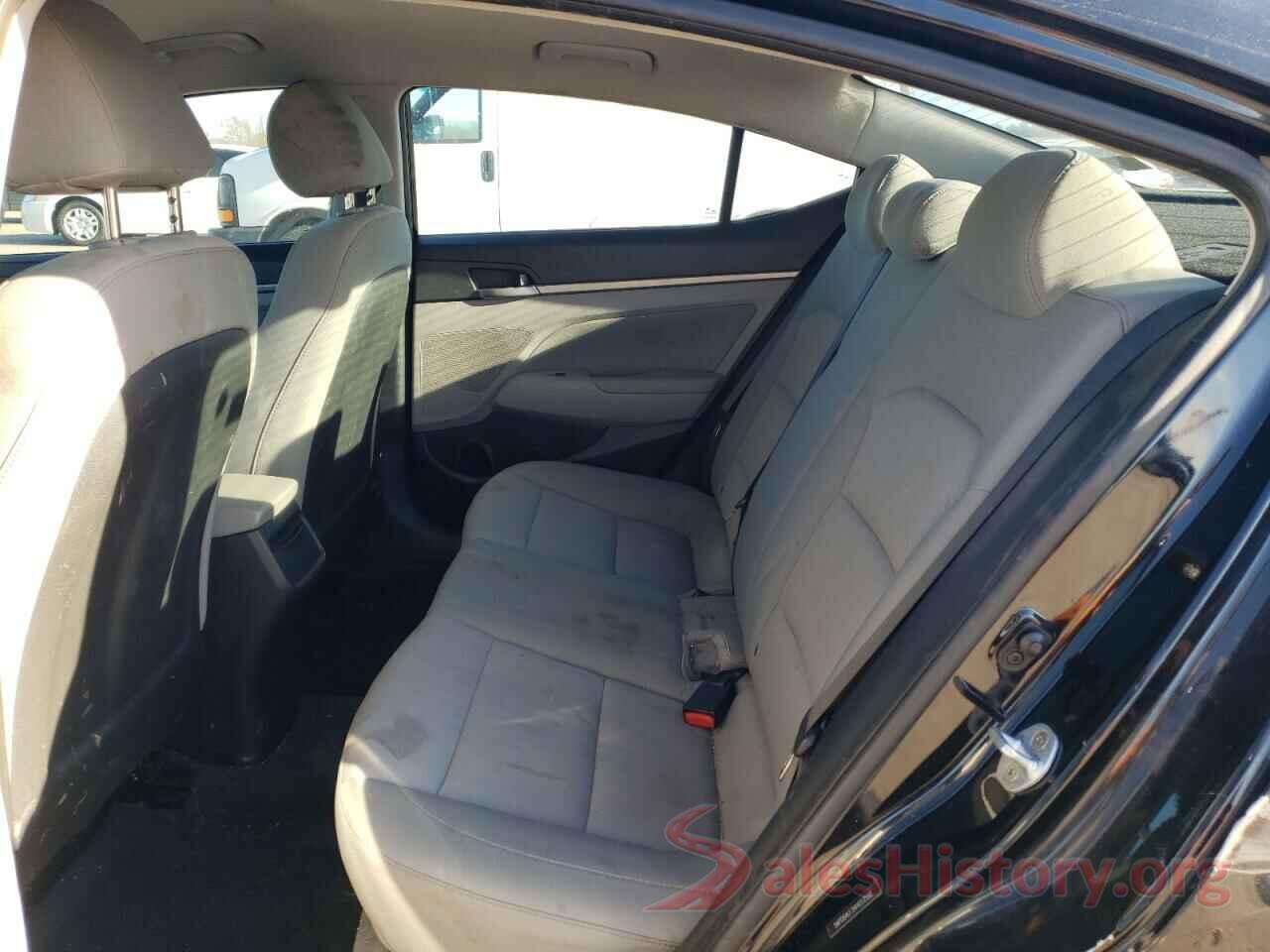 5NPD84LF3HH033588 2017 HYUNDAI ELANTRA