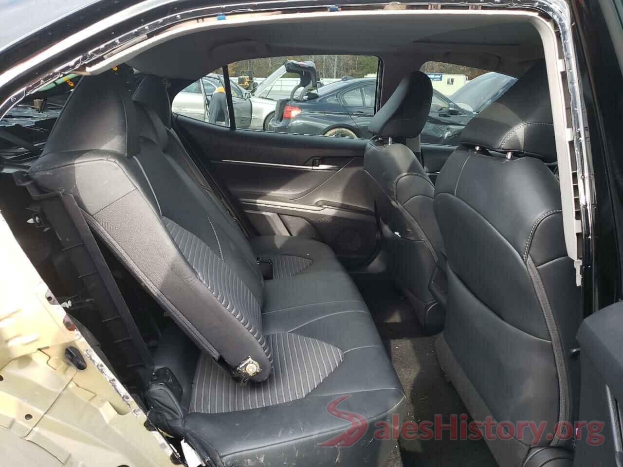 4T1B11HK9JU143455 2018 TOYOTA CAMRY