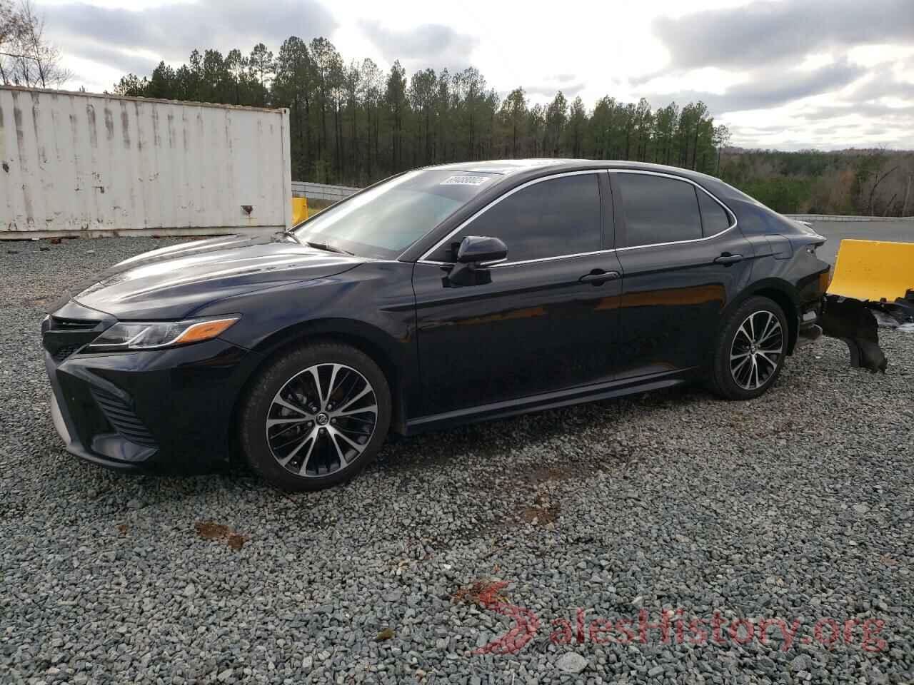 4T1B11HK9JU143455 2018 TOYOTA CAMRY