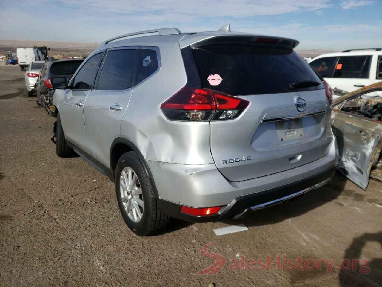 KNMAT2MV2JP559877 2018 NISSAN ROGUE