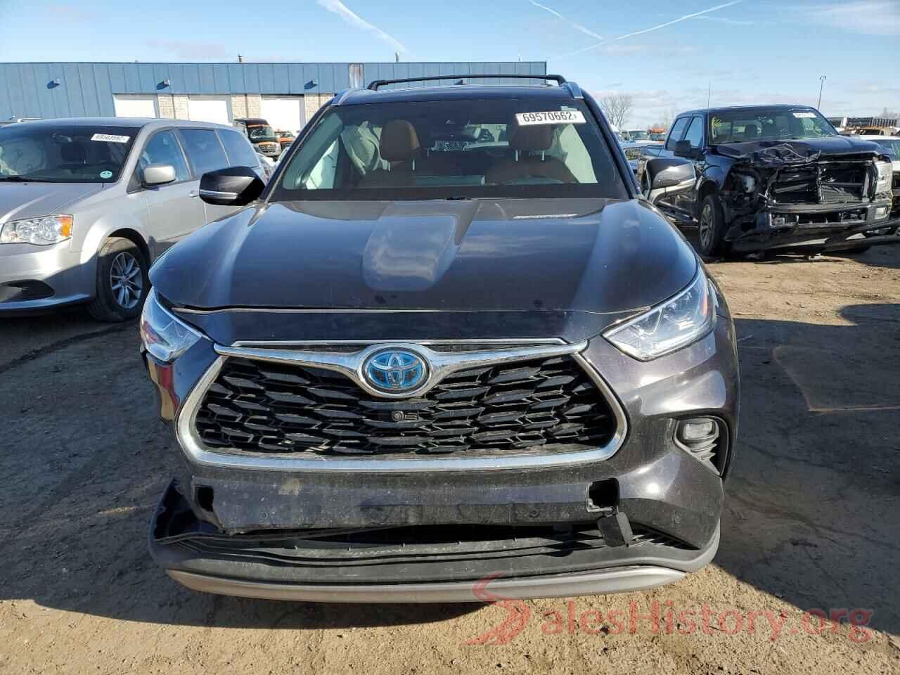 5TDEBRCH8LS003106 2020 TOYOTA HIGHLANDER