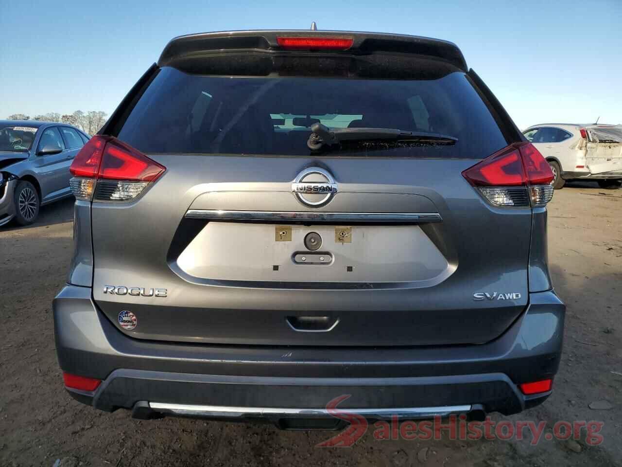 KNMAT2MV3JP561668 2018 NISSAN ROGUE