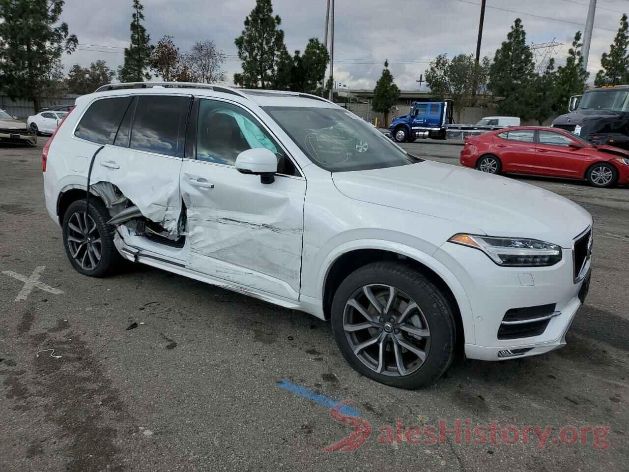 YV4A22PK6J1320806 2018 VOLVO XC90