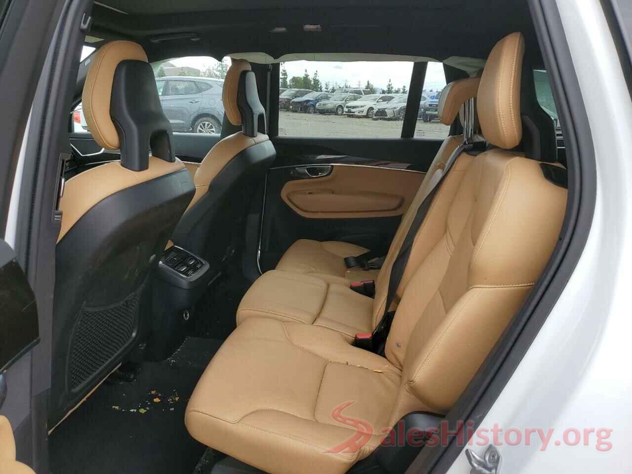 YV4A22PK6J1320806 2018 VOLVO XC90