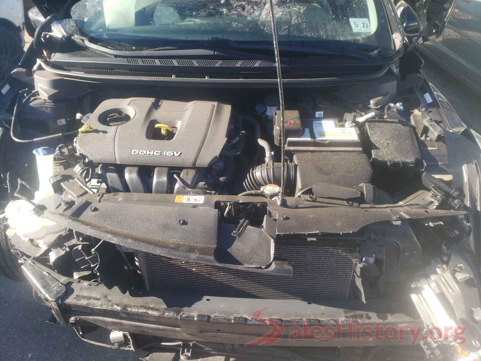 3KPFK4A76JE239584 2018 KIA FORTE