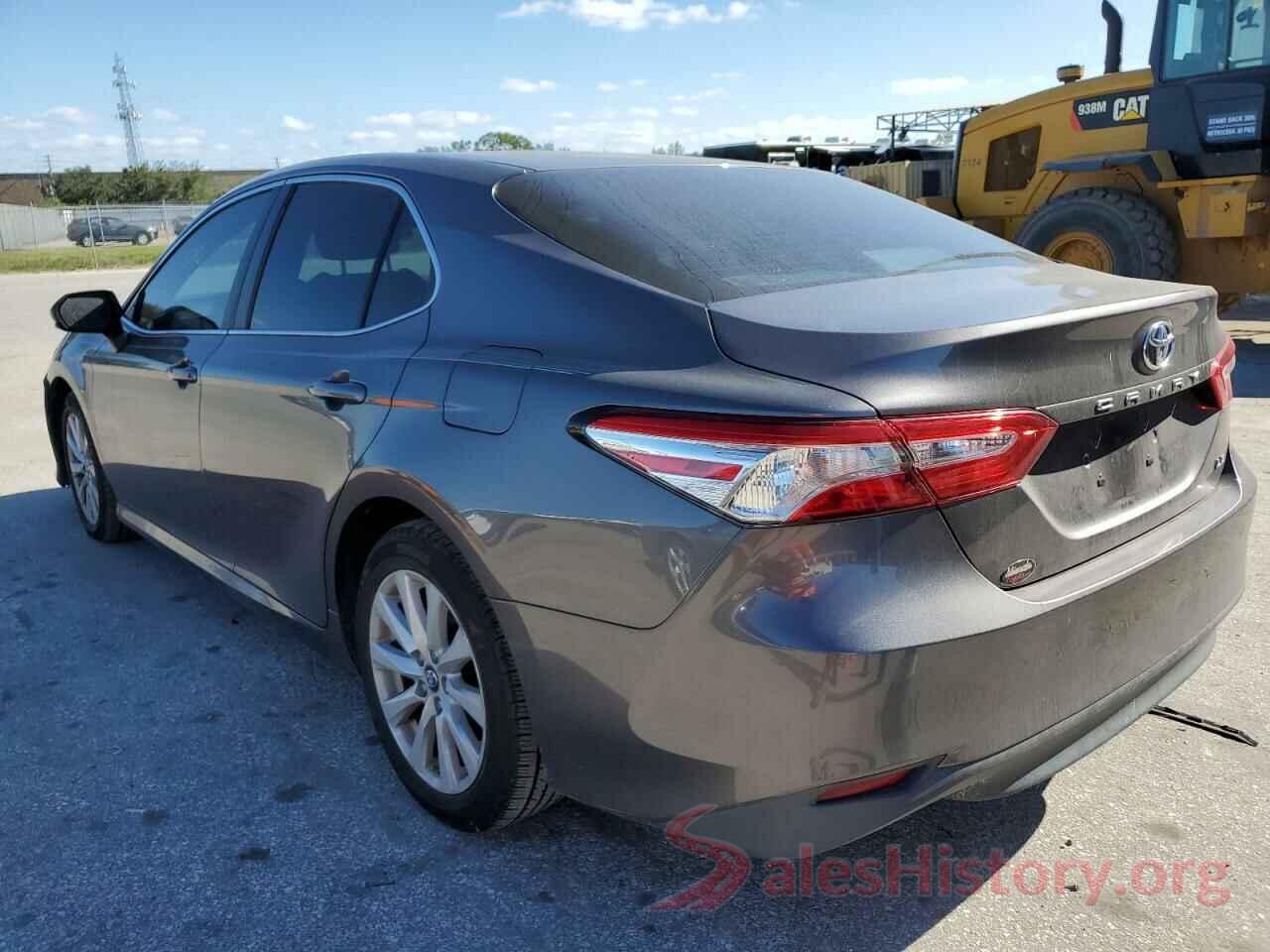 4T1B11HK7JU609996 2018 TOYOTA CAMRY