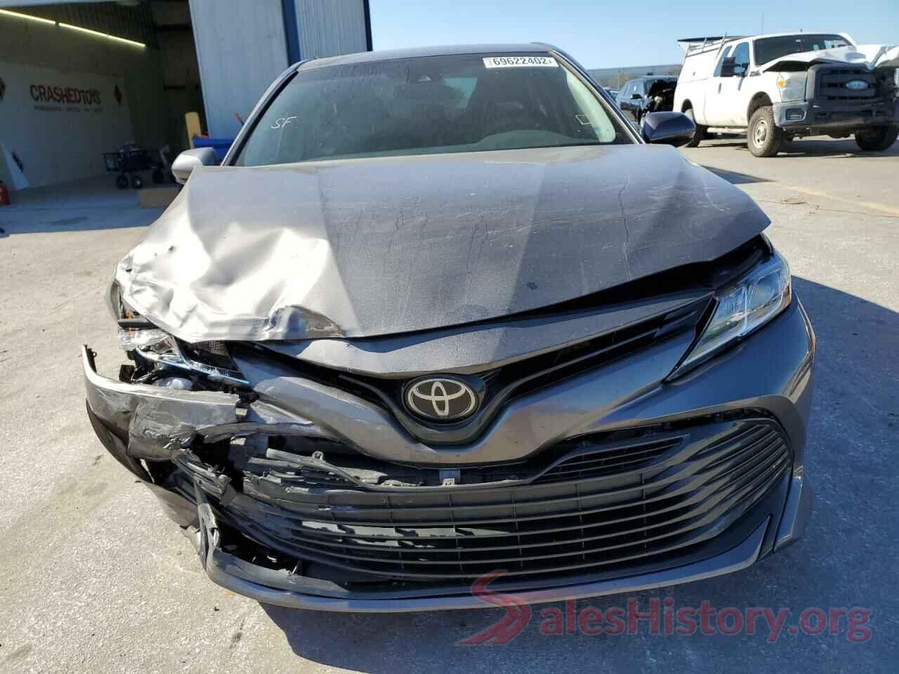 4T1B11HK7JU609996 2018 TOYOTA CAMRY