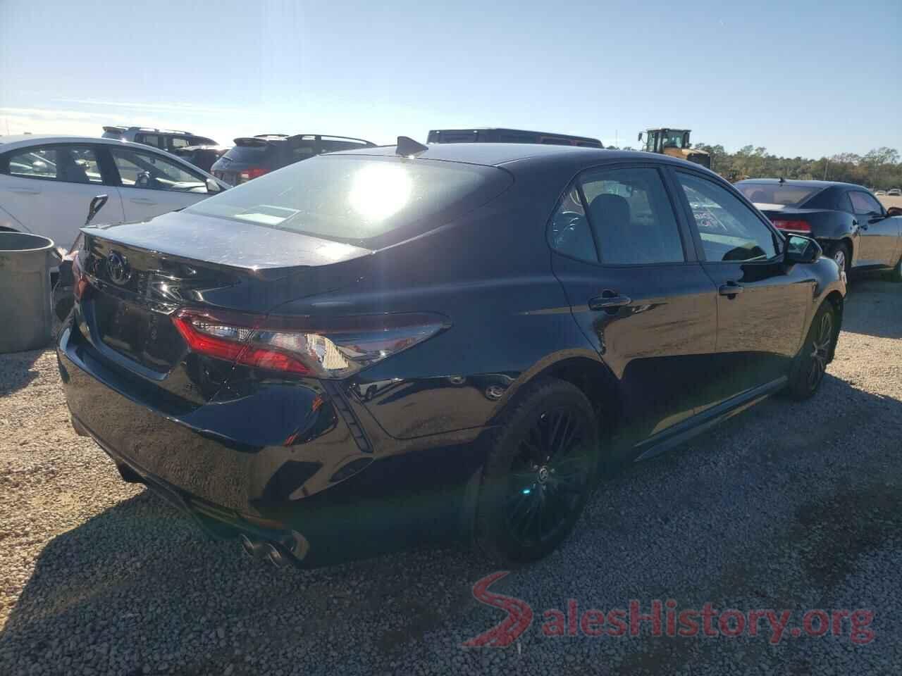 4T1G11AK0NU011559 2022 TOYOTA CAMRY