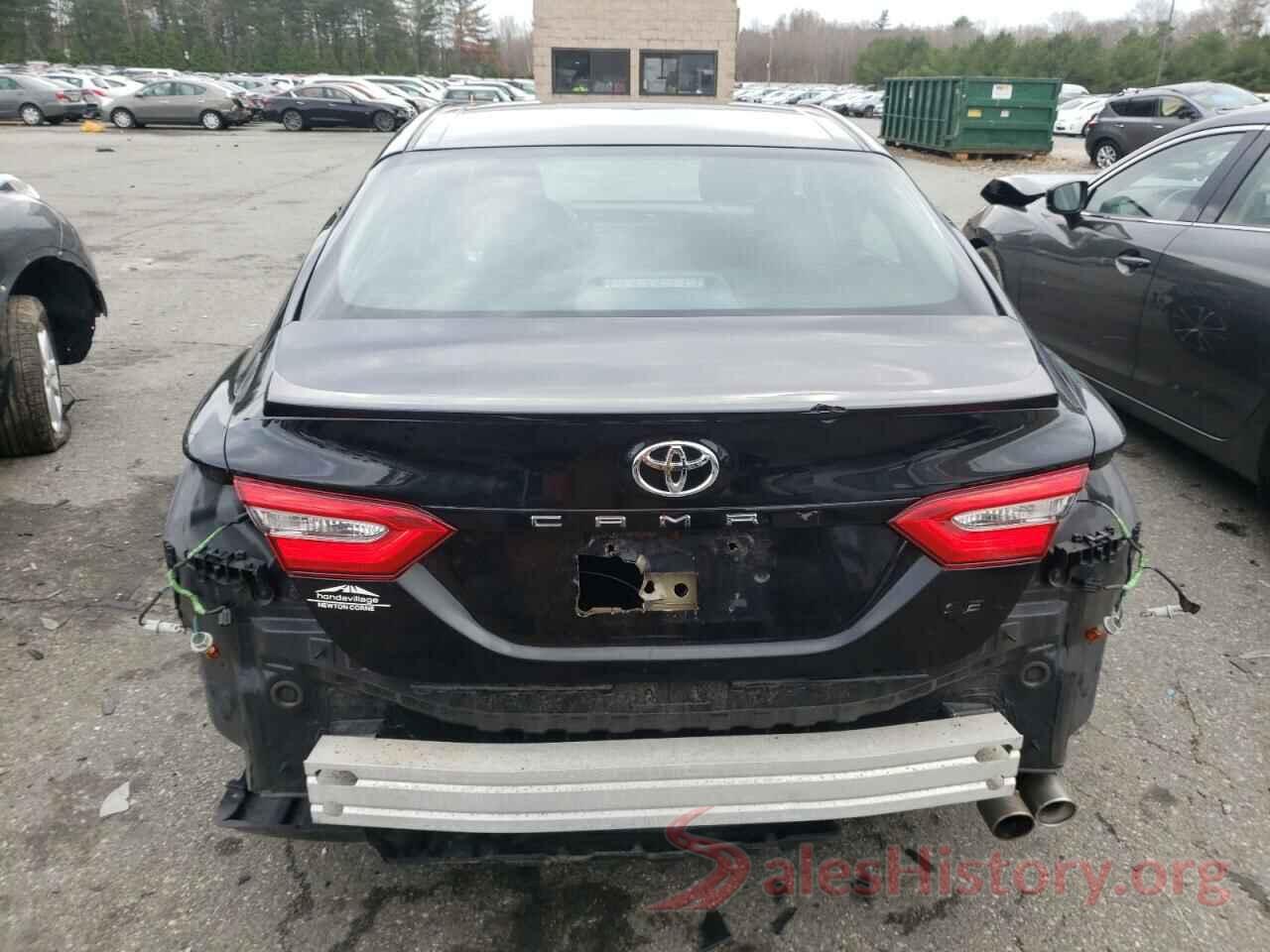 4T1B11HK6JU635277 2018 TOYOTA CAMRY