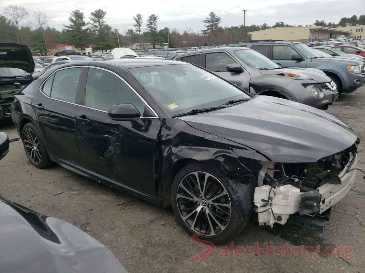 4T1B11HK6JU635277 2018 TOYOTA CAMRY