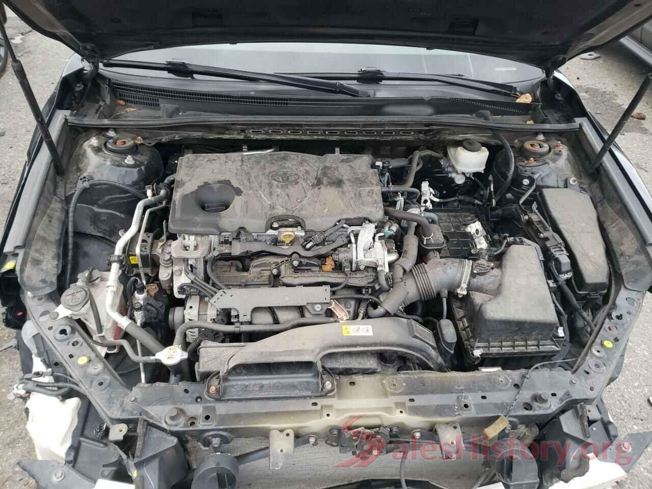 4T1B11HK6JU635277 2018 TOYOTA CAMRY