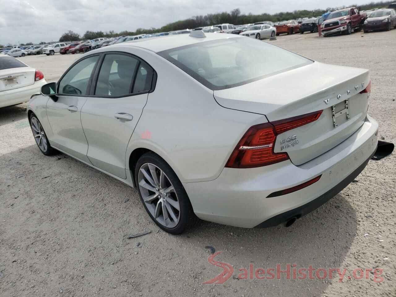 7JR102FKXKG001029 2019 VOLVO S60