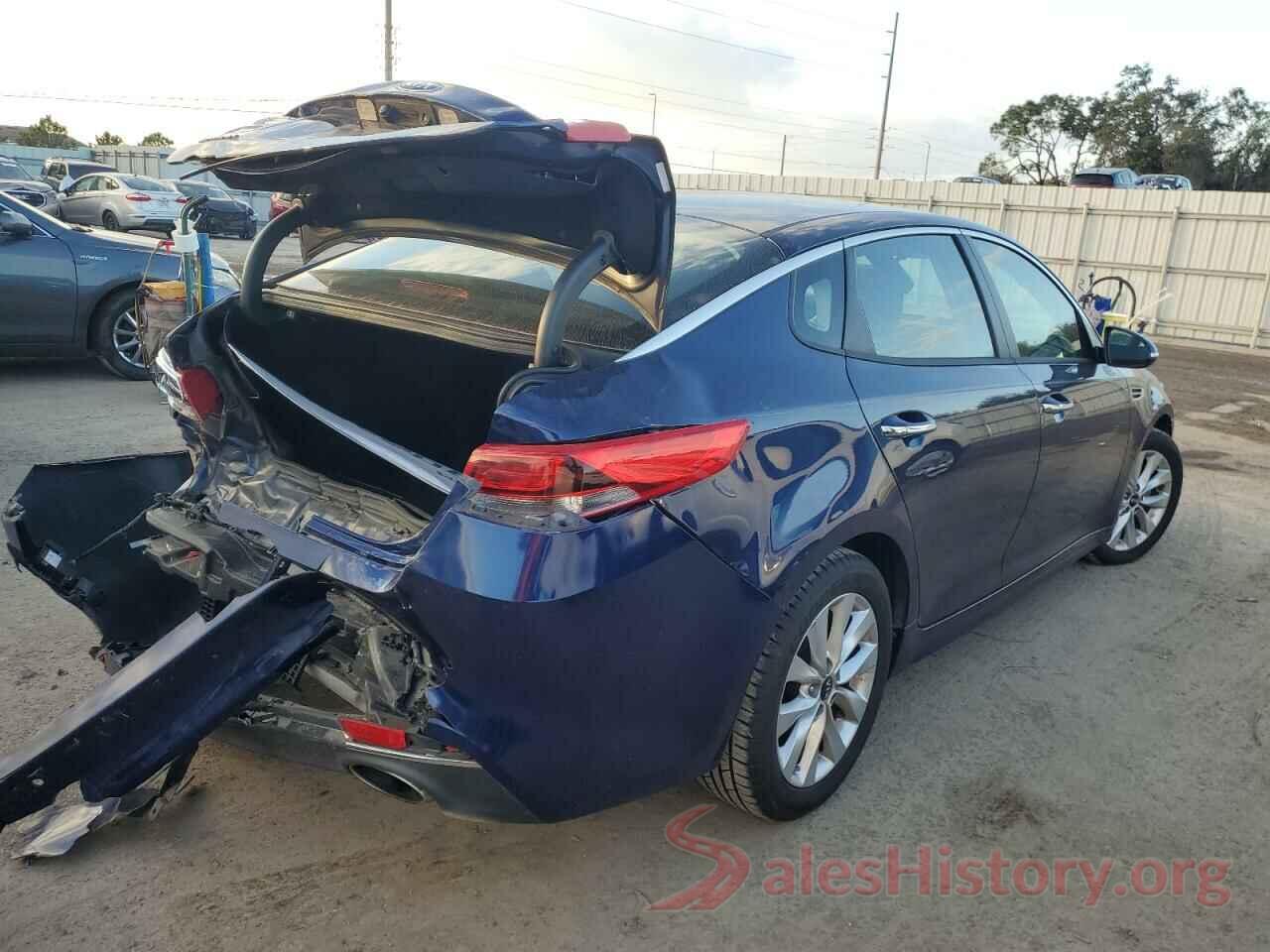 5XXGT4L30JG273233 2018 KIA OPTIMA