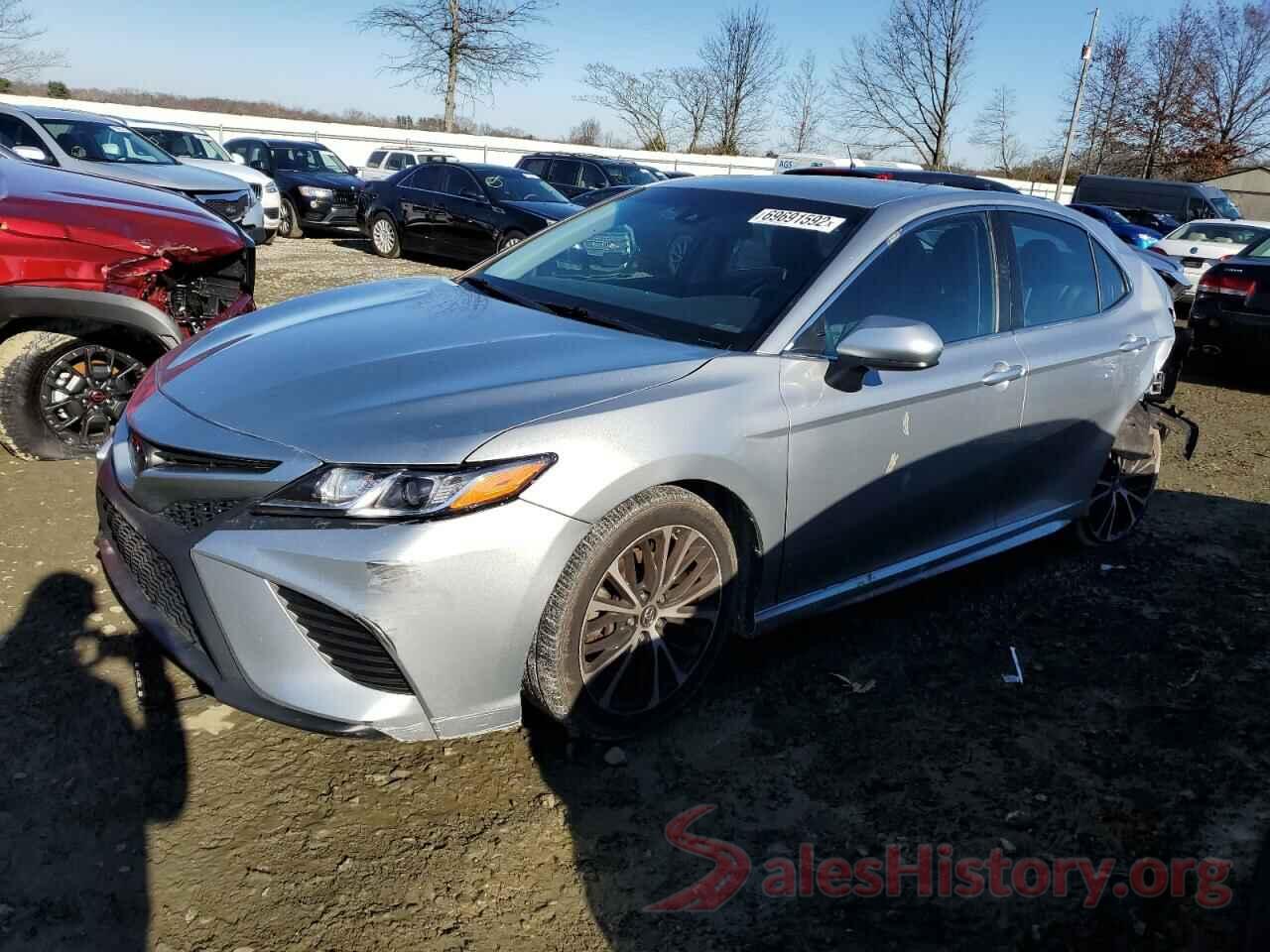 4T1B11HK4JU550423 2018 TOYOTA CAMRY