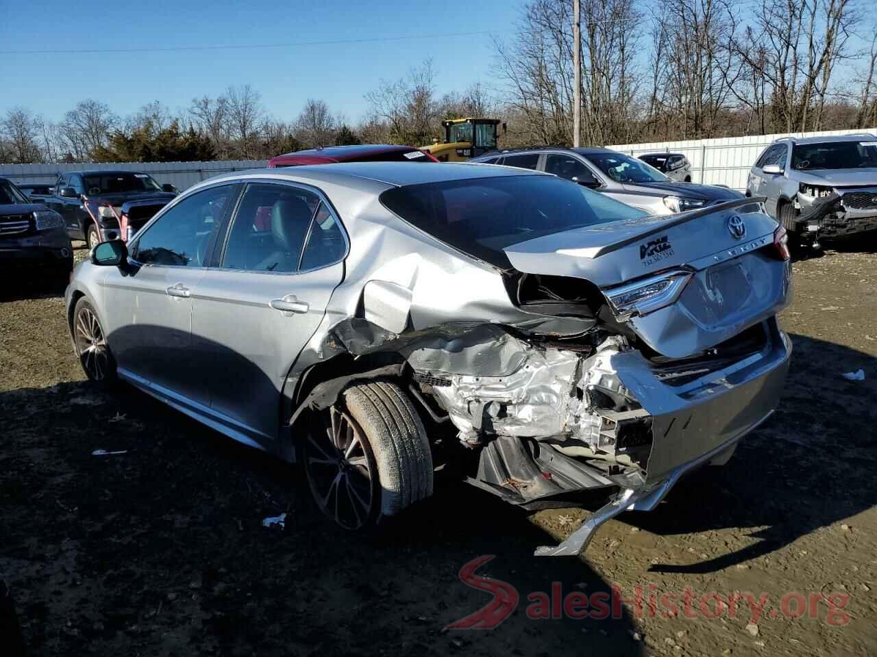 4T1B11HK4JU550423 2018 TOYOTA CAMRY