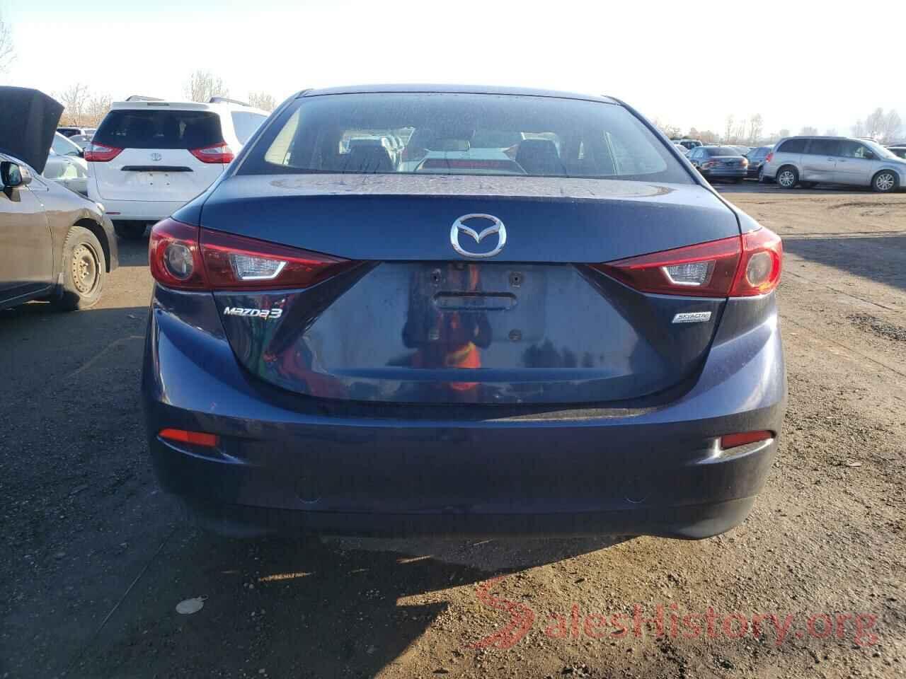 JM1BN1V73J1162559 2018 MAZDA 3