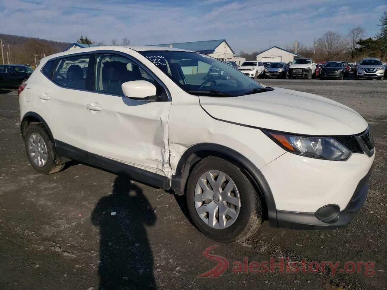 JN1BJ1CP0KW221184 2019 NISSAN ROGUE