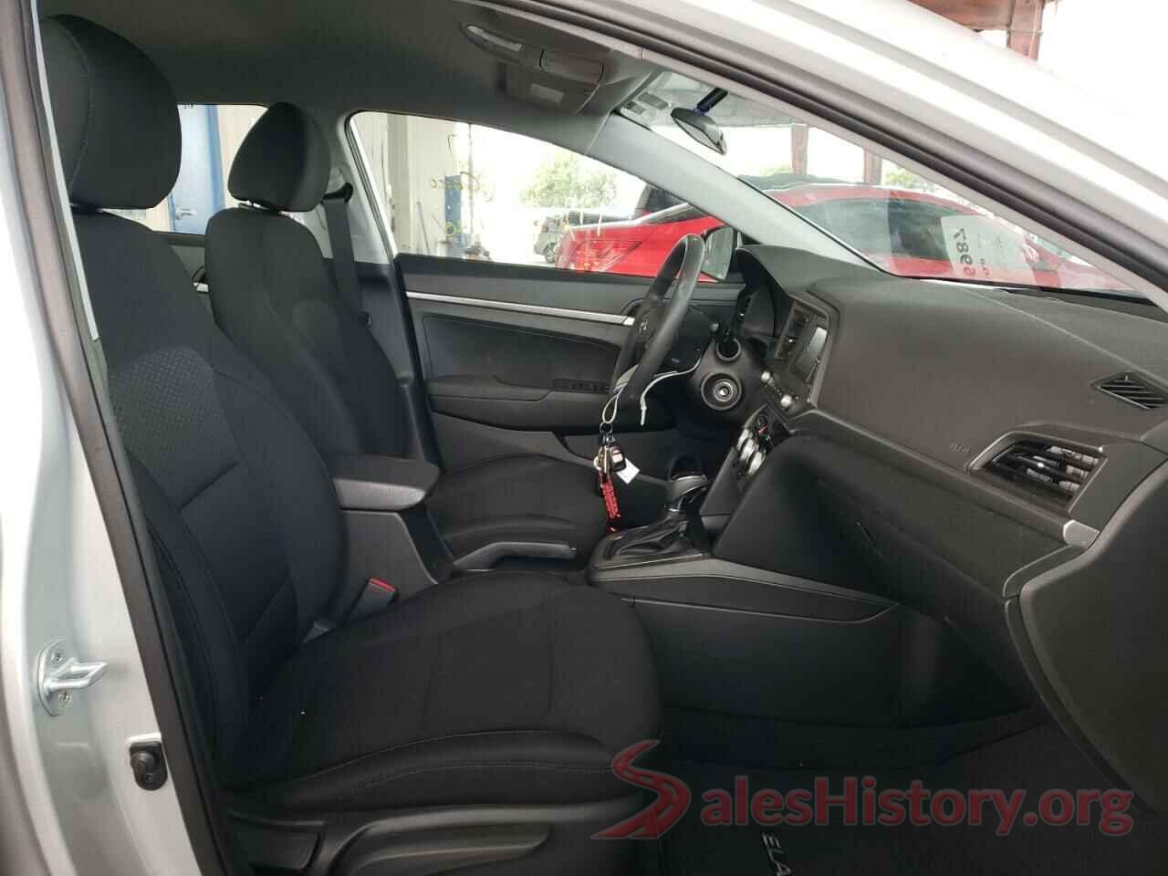 5NPD74LF2KH459976 2019 HYUNDAI ELANTRA