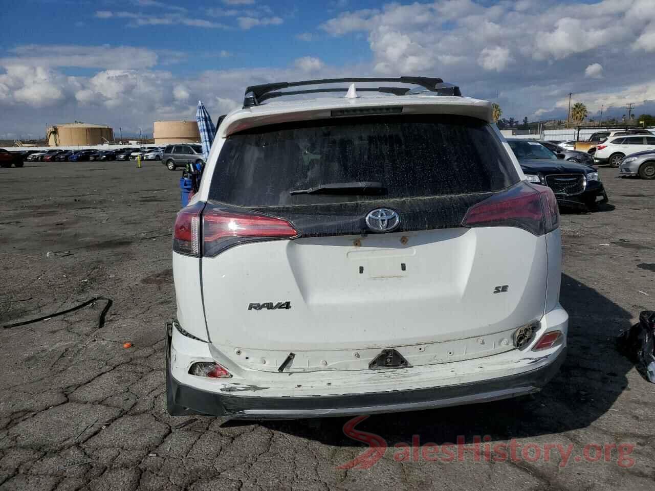 JTMNFREV3JD109186 2018 TOYOTA RAV4