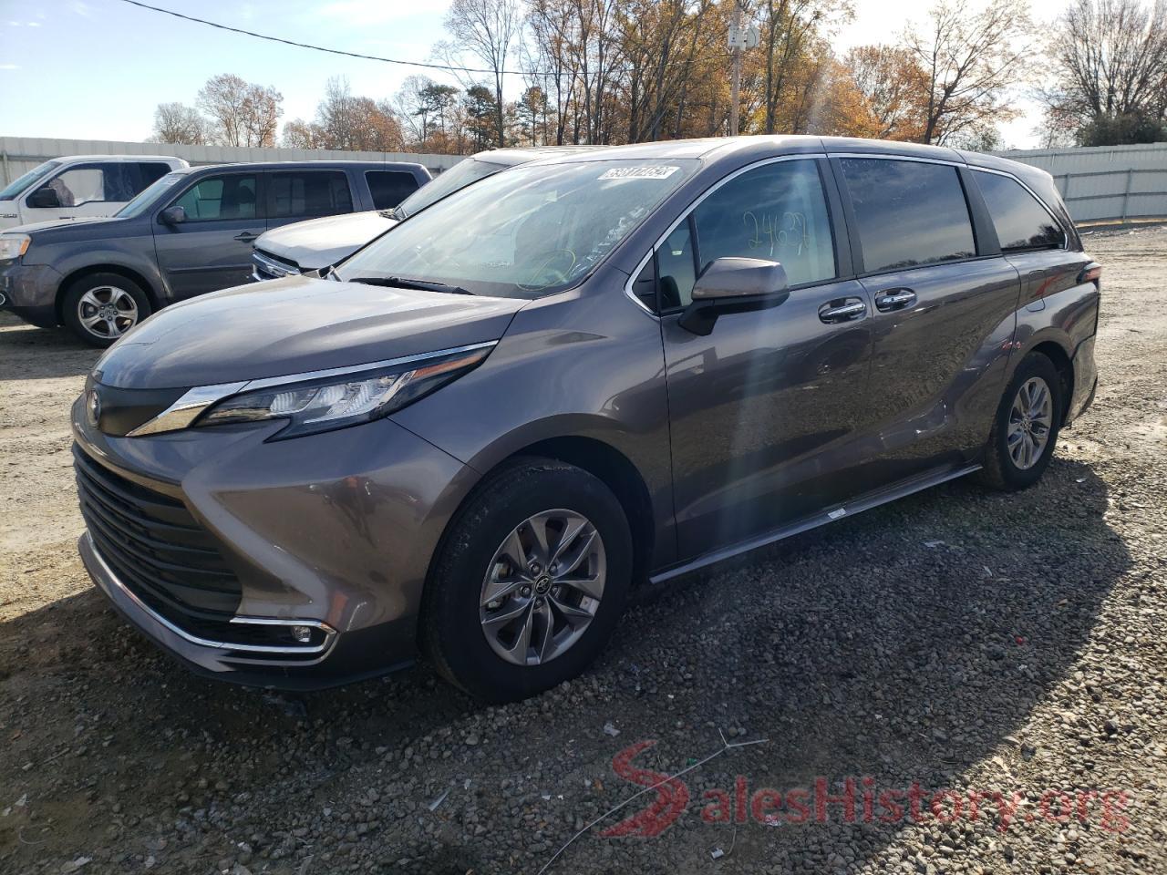 5TDYRKECXNS102918 2022 TOYOTA SIENNA