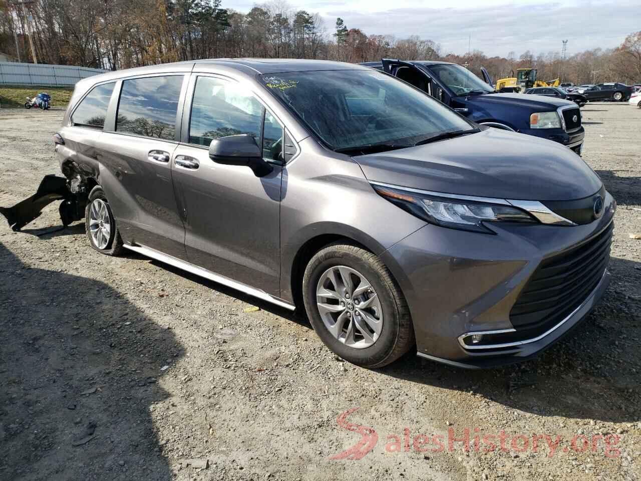 5TDYRKECXNS102918 2022 TOYOTA SIENNA