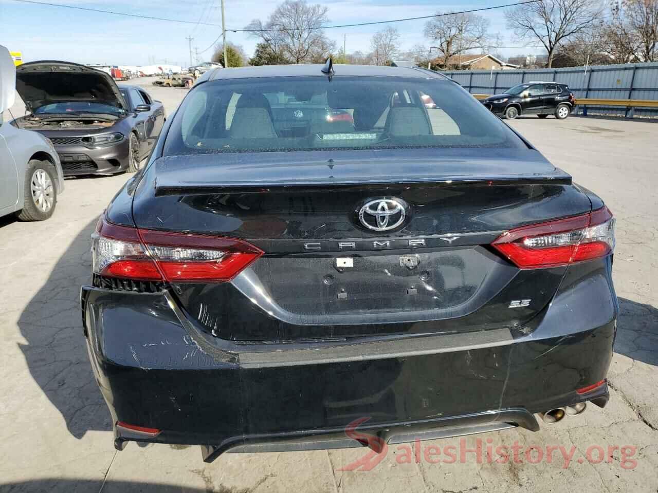 4T1T11AK8NU634510 2022 TOYOTA CAMRY