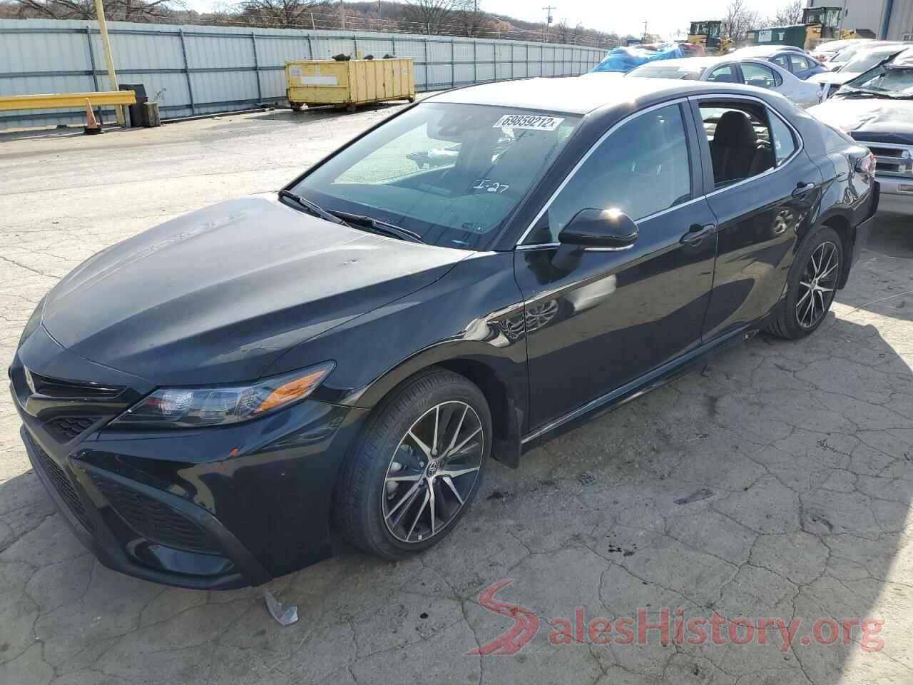 4T1T11AK8NU634510 2022 TOYOTA CAMRY