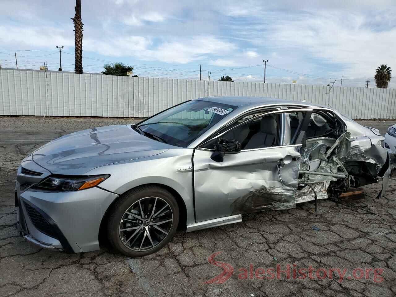 4T1G31AK5MU023991 2021 TOYOTA CAMRY