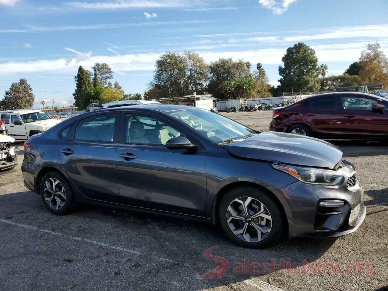 3KPF24AD1KE070405 2019 KIA FORTE