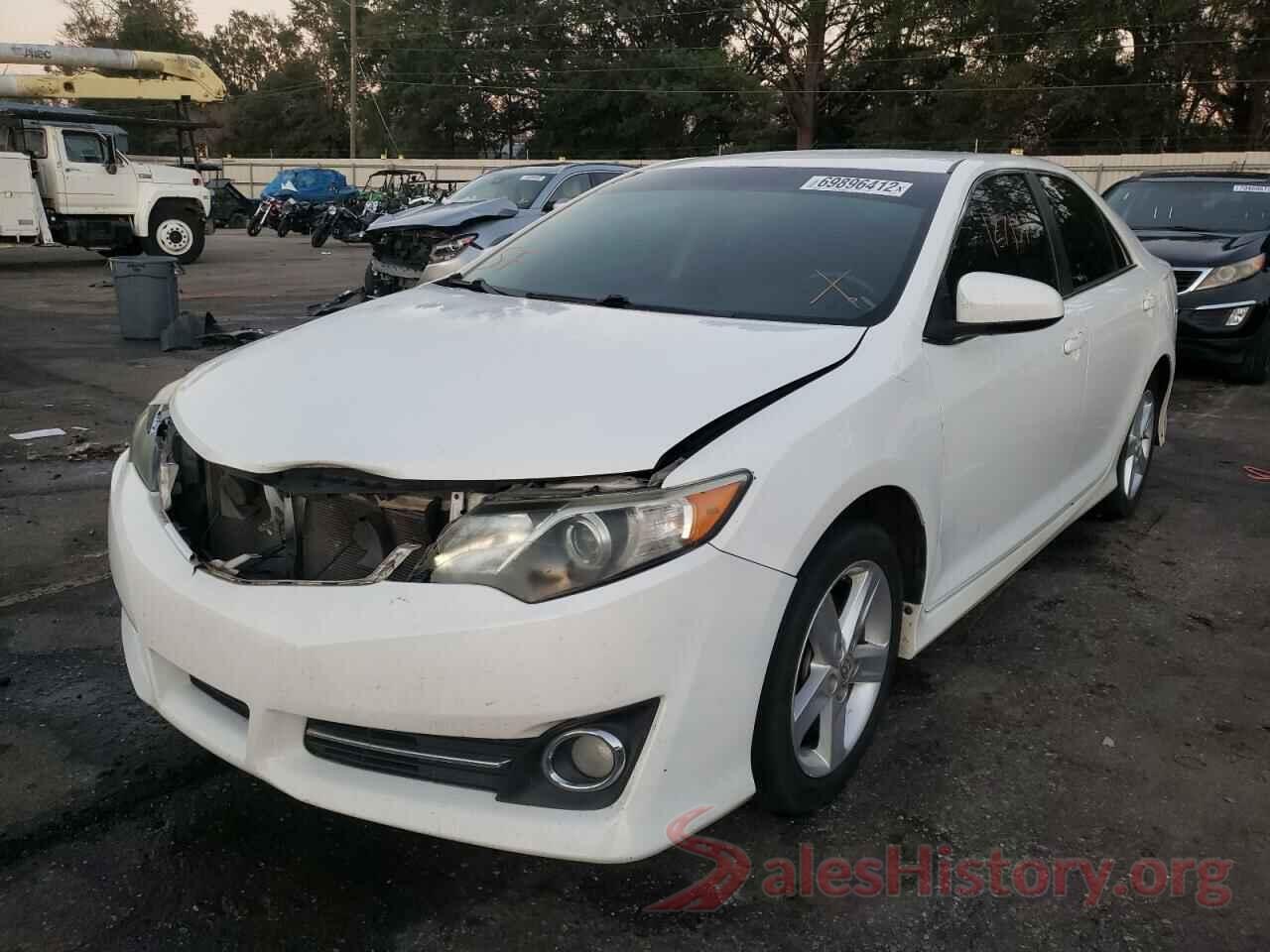 4T1BF1FK0EU863785 2014 TOYOTA CAMRY