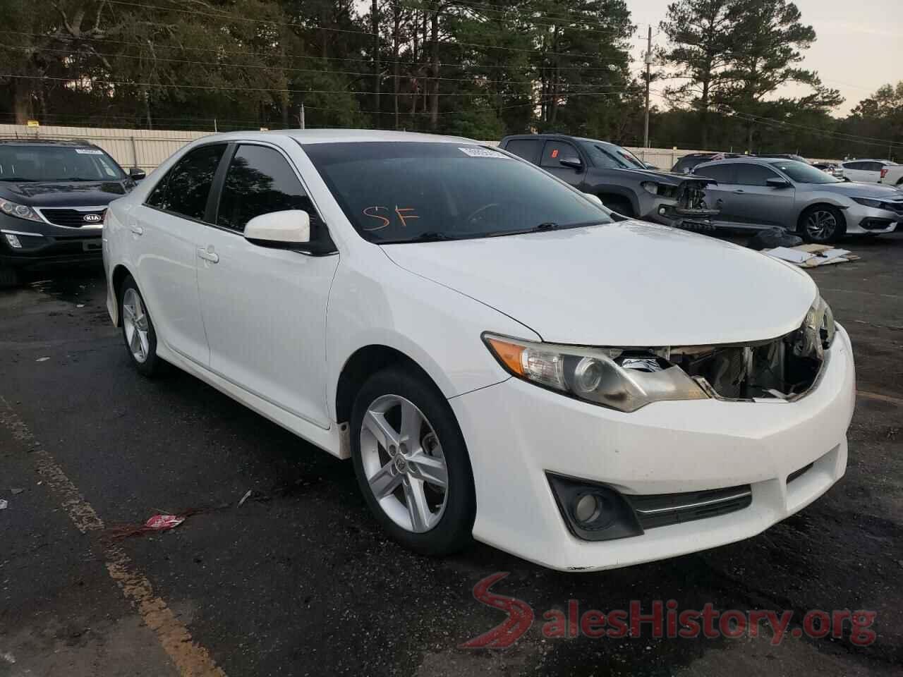 4T1BF1FK0EU863785 2014 TOYOTA CAMRY