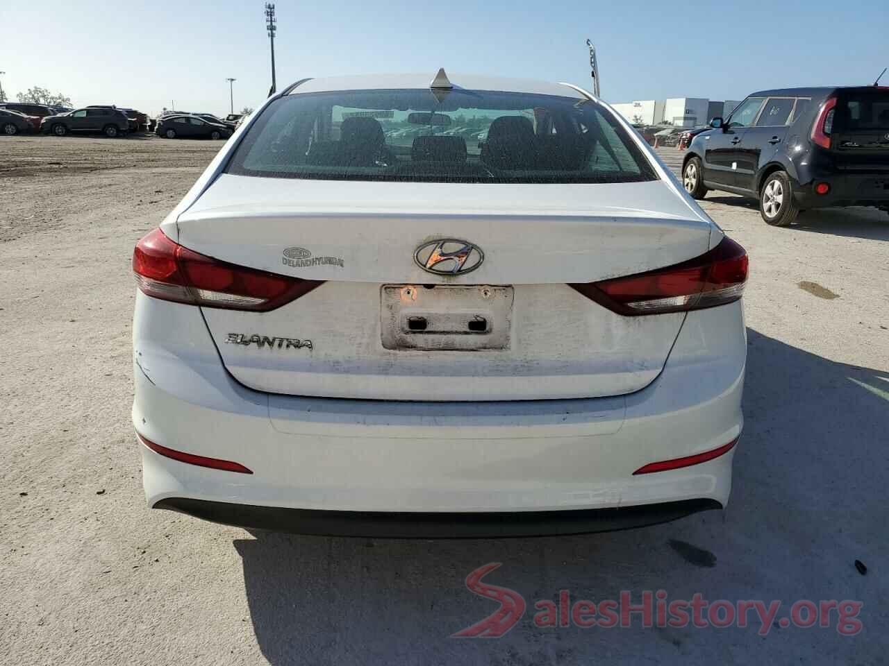 5NPD84LFXJH396671 2018 HYUNDAI ELANTRA