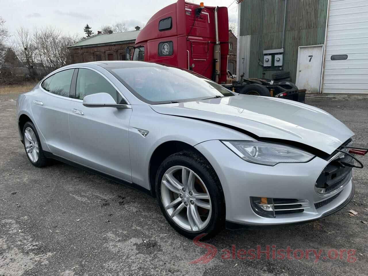 5YJSA1DN1DFP11618 2013 TESLA MODEL S