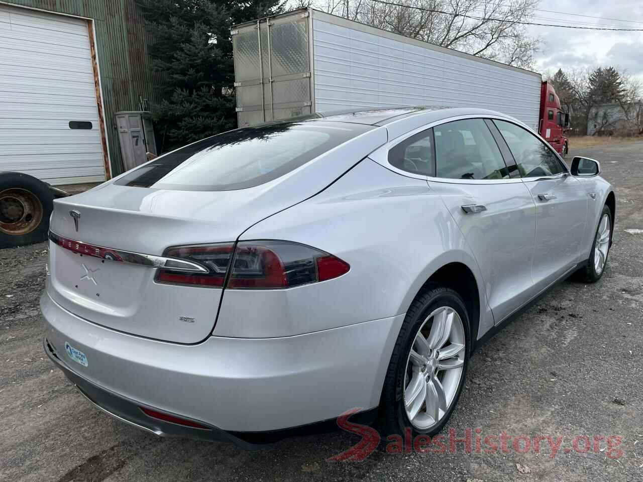 5YJSA1DN1DFP11618 2013 TESLA MODEL S