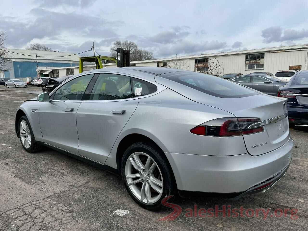 5YJSA1DN1DFP11618 2013 TESLA MODEL S