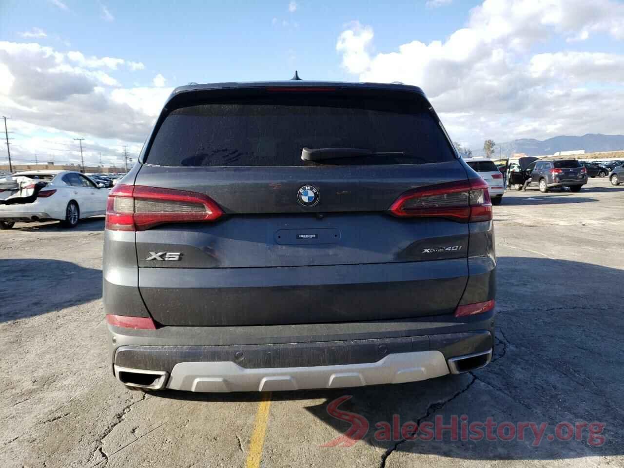 5UXCR6C56KLL39004 2019 BMW X5